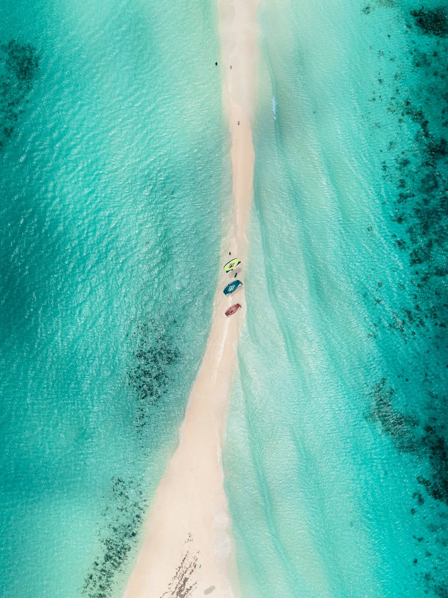 iKSurf Magazine - Los Roques 2024 7